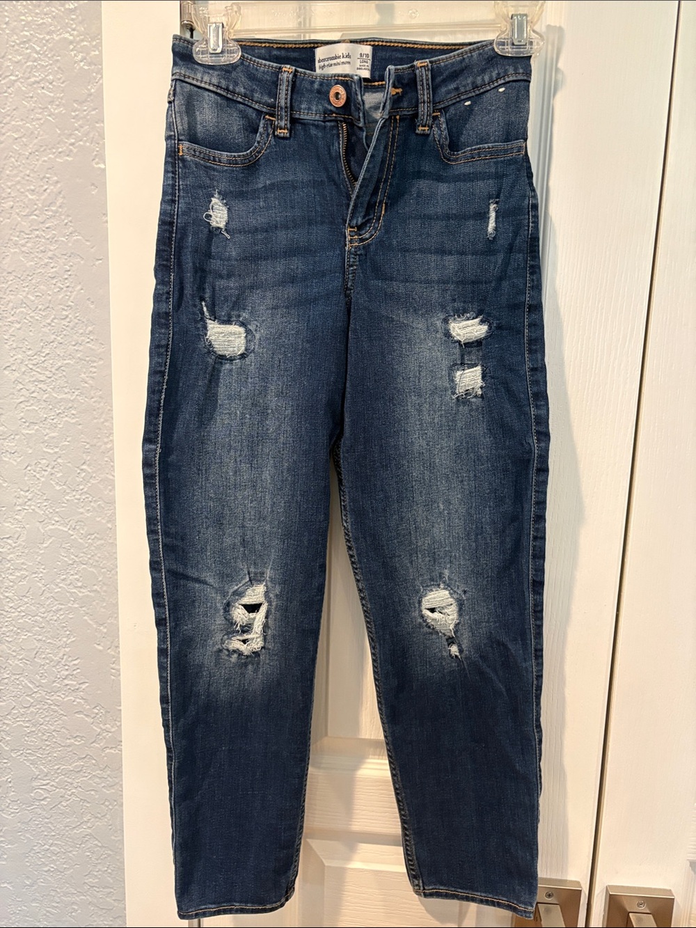 Abercrombie Kids Distressed Dark Blue High Rise Mini Mom Jeans- New, no tags
